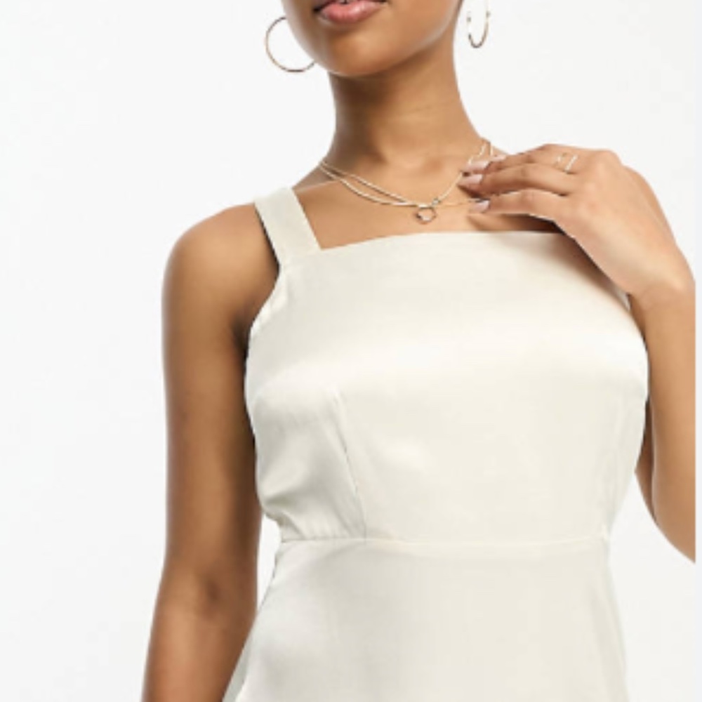 Nobody's Child Square neck back bow midi dress